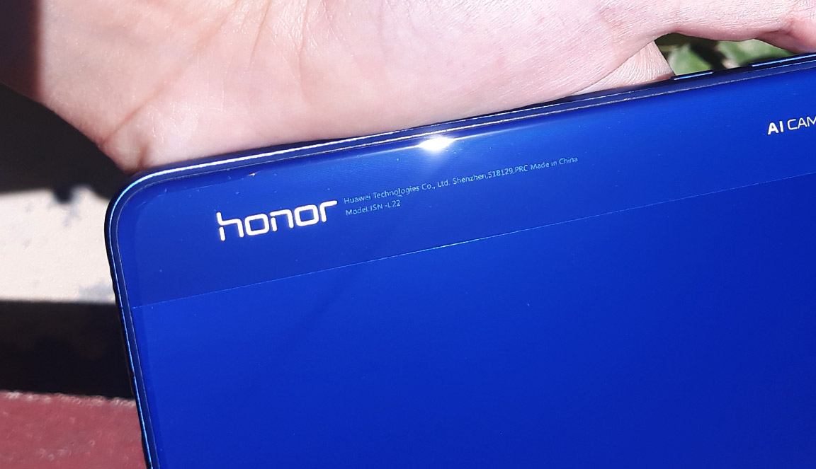 Ilustrasi - Smartphone baru Honor Magic5 Lite