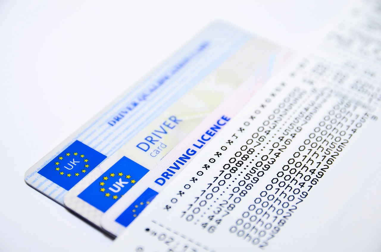 Syarat wajib bikin SIM terbaru